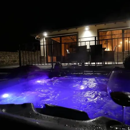 Guest house Cozy House Bohot Relax, бохот релакс Khotnitsa