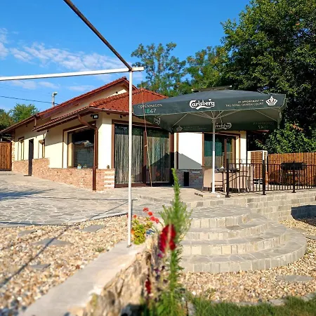 Guest house Cozy House Bohot Relax, бохот релакс Khotnitsa